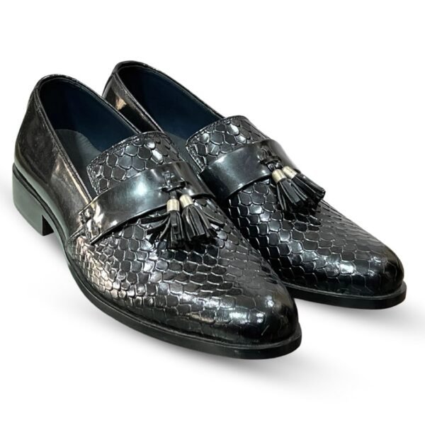 textured loafers shoes for men